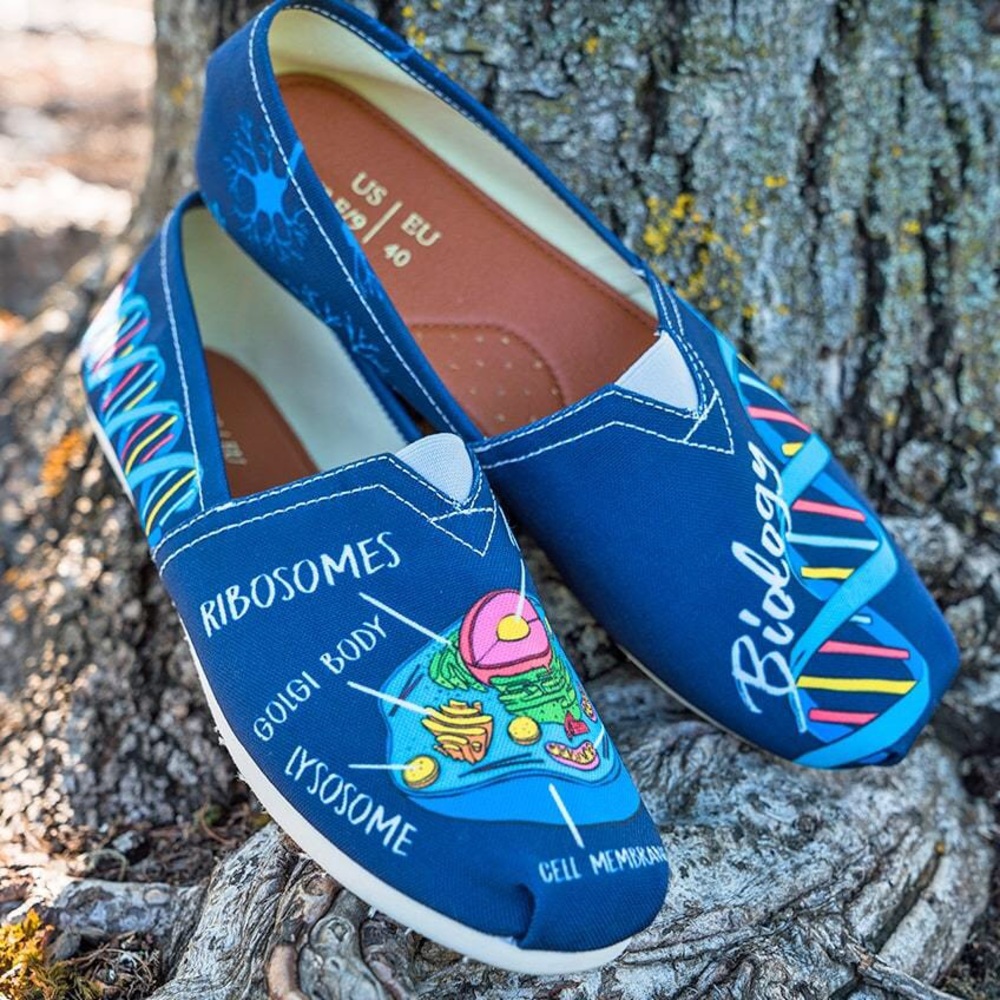 Biology Themed Casual Shoes, Size 7 (US)/37 (EU)